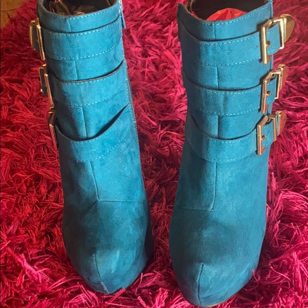 Boot heels